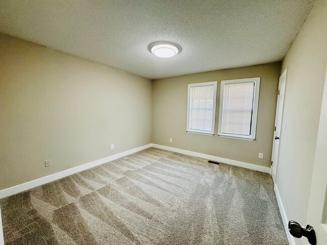 Bedroom - 8112 Farmlea Cir