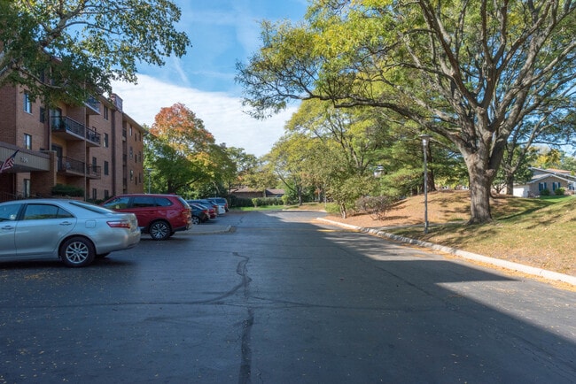 Building Photo - 709 79th St