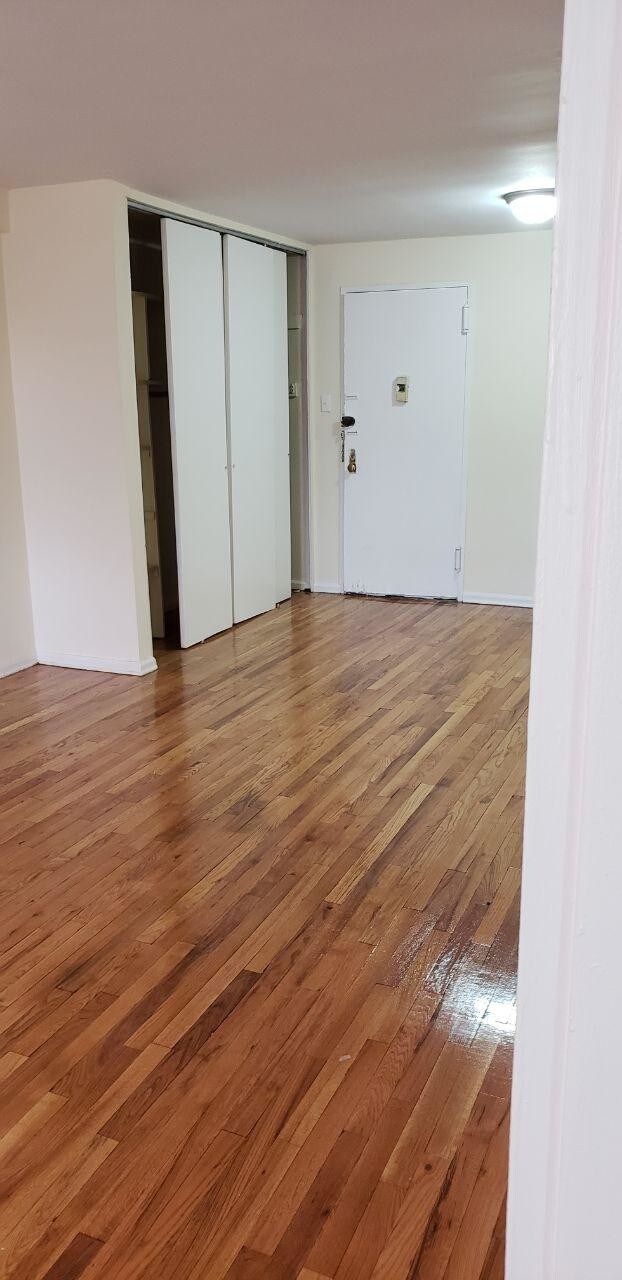 Foto del edificio - 2121 Shore Pkwy