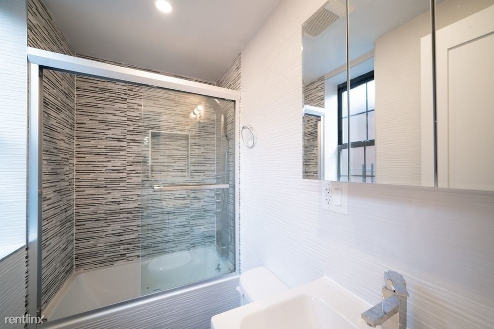 Building Photo - Studio, 1 bath Apartment - 520 W 162nd St