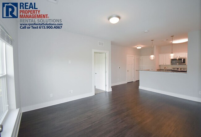 Foto del edificio - Stunning 3rd floor beautiful & modern condo just $1495/mo! Washer/dryer included!