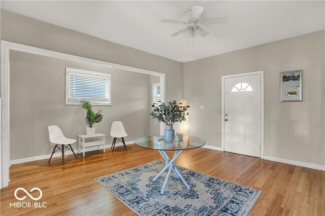 Foto del edificio - 2341 Carrollton Ave