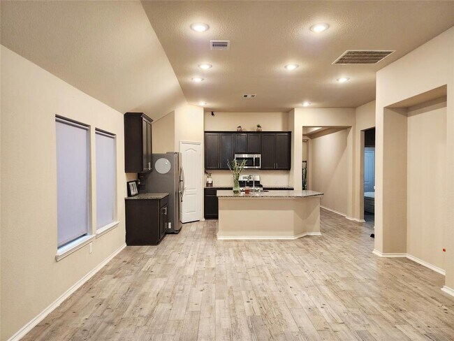 Building Photo - 8730 Trenton Landing Ln