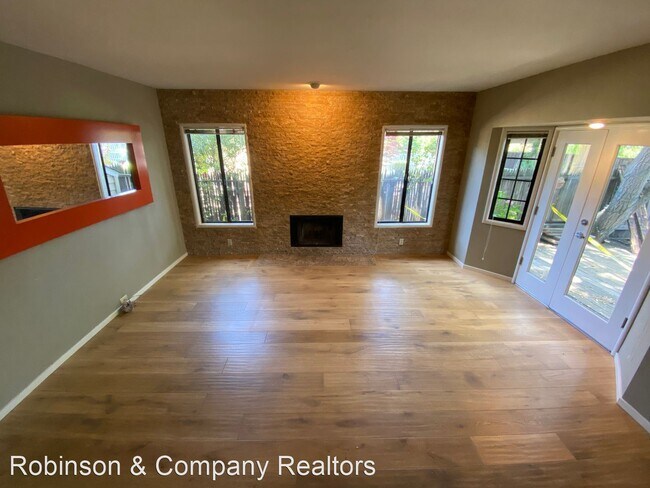 Building Photo - 3 br, 2 bath House - 261 Vine Street