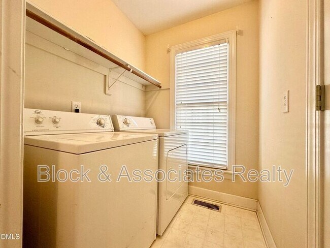 Foto del edificio - 2017 Laurel Valley Way