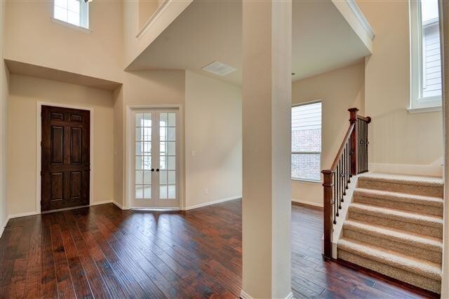 Foto del edificio - 1165 Crest Meadow Dr