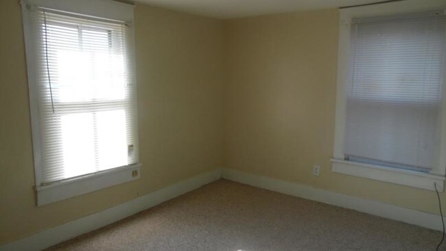 Foto del edificio - 2457 Sycamore Ave