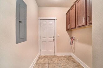 Building Photo - 9879 Volterra Ave