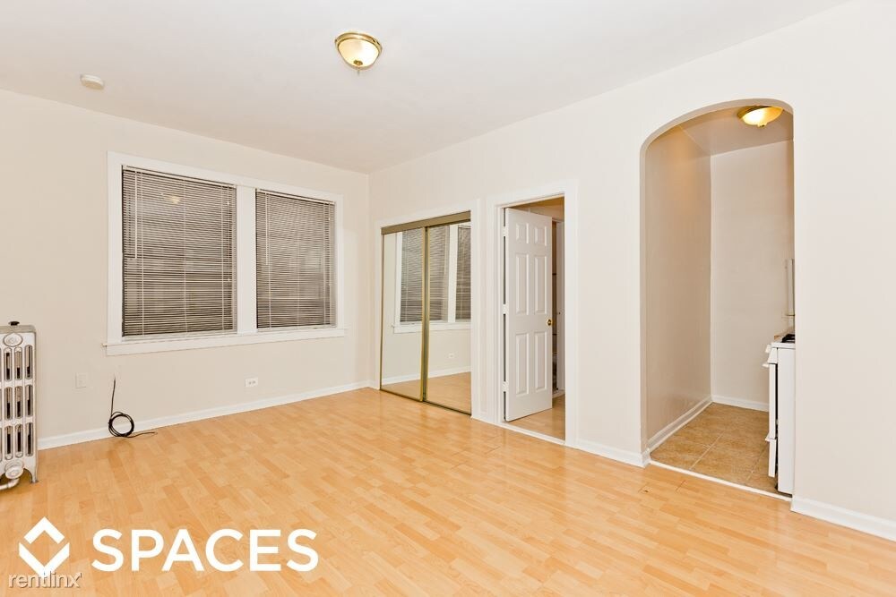 Foto principal - 839 W Sheridan Rd