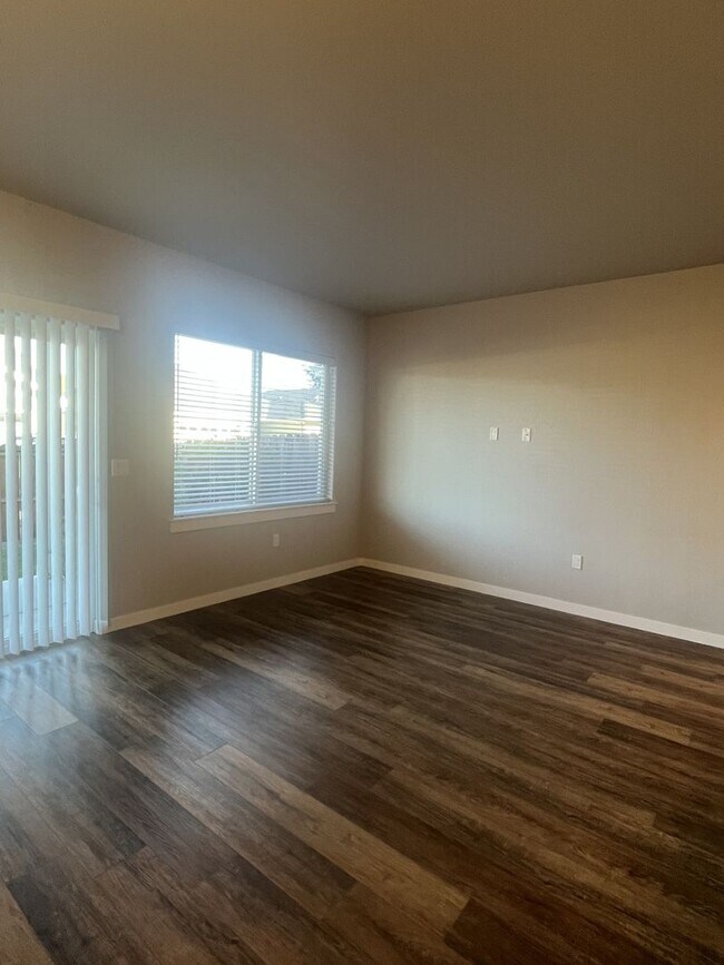 Foto del edificio - 1835-1837 Lillian St