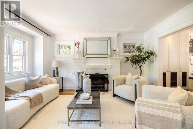 Building Photo - 74 Willow Ave