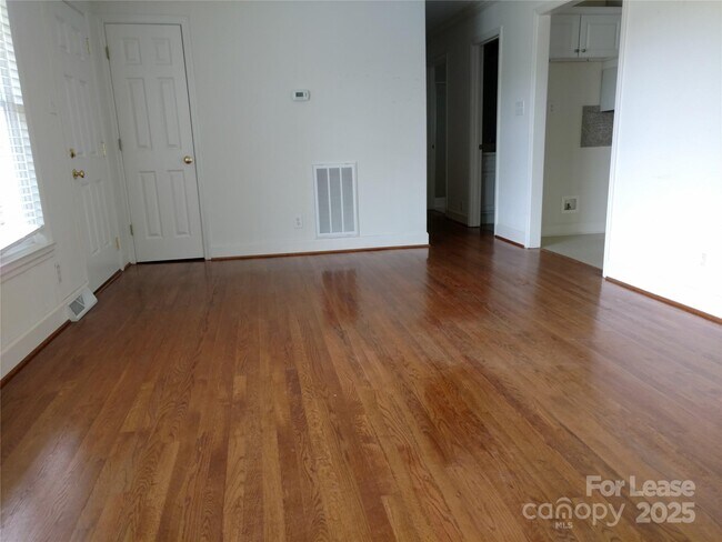 Foto del edificio - 607 Fort Mill Hwy