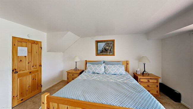 Foto del edificio - 3 br, 2.5 bath Townhome - 2081 Venice Driv...