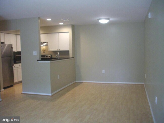 Building Photo - 7809 Harrowgate Cir