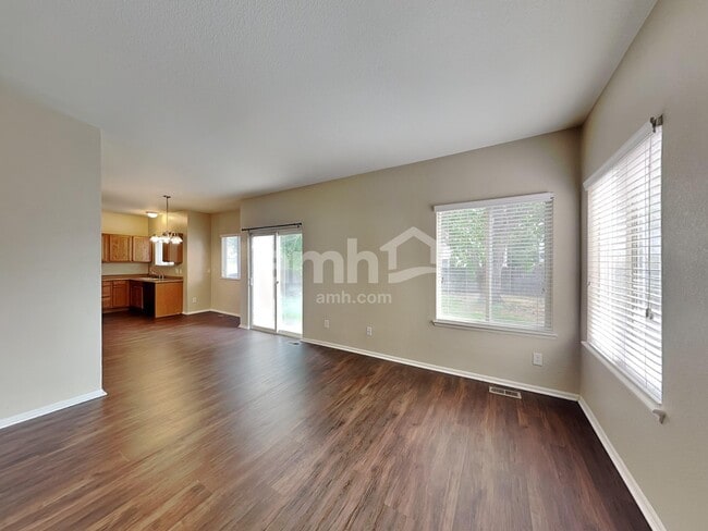Building Photo - 9826 Kenton Cir