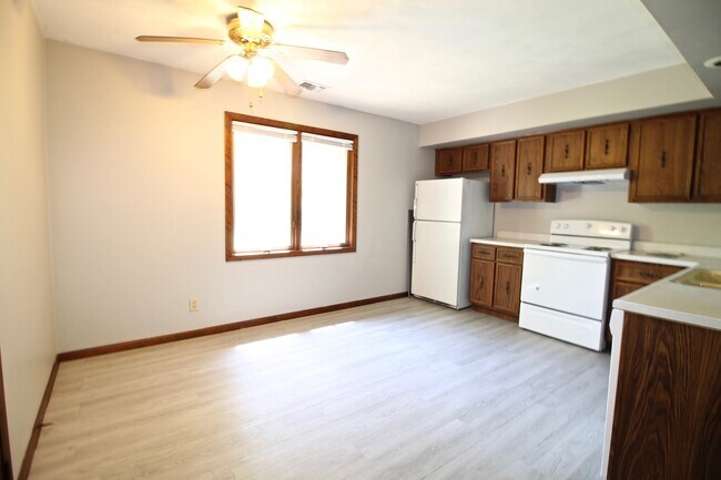 Foto del edificio - 2717 11th Avenue B