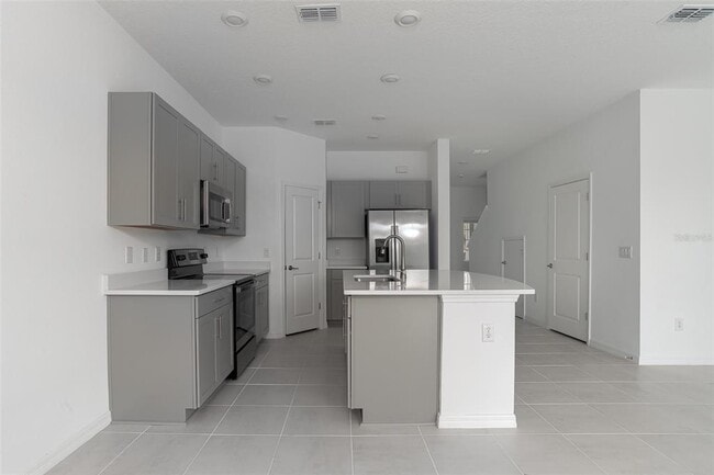 Building Photo - 11787 Glenside Ter