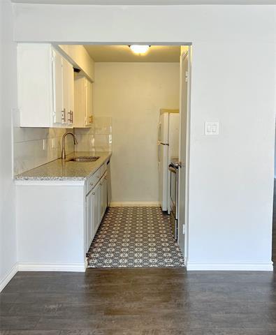 Building Photo - 8067 Meadow Rd