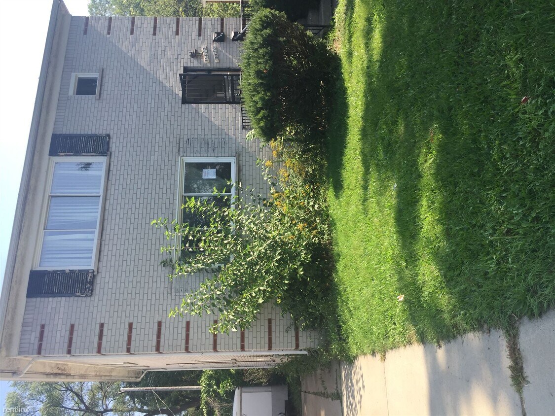 Primary Photo - 15470 Greenfield Rd