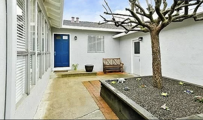 Building Photo - 6836 Amador Valley Blvd