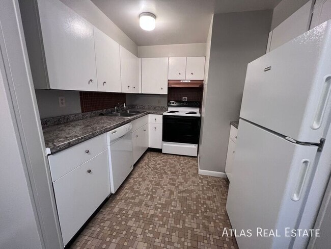 Foto del edificio - 839 E San Miguel St