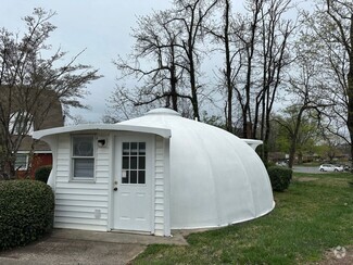 Building Photo - 3313 Old Forest Rd