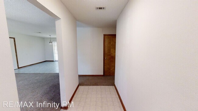 Building Photo - 3 br, 2 bath House - 5128 Potomac Dr.