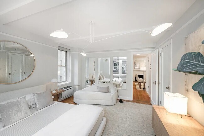 Foto del edificio - 59 W 12th St