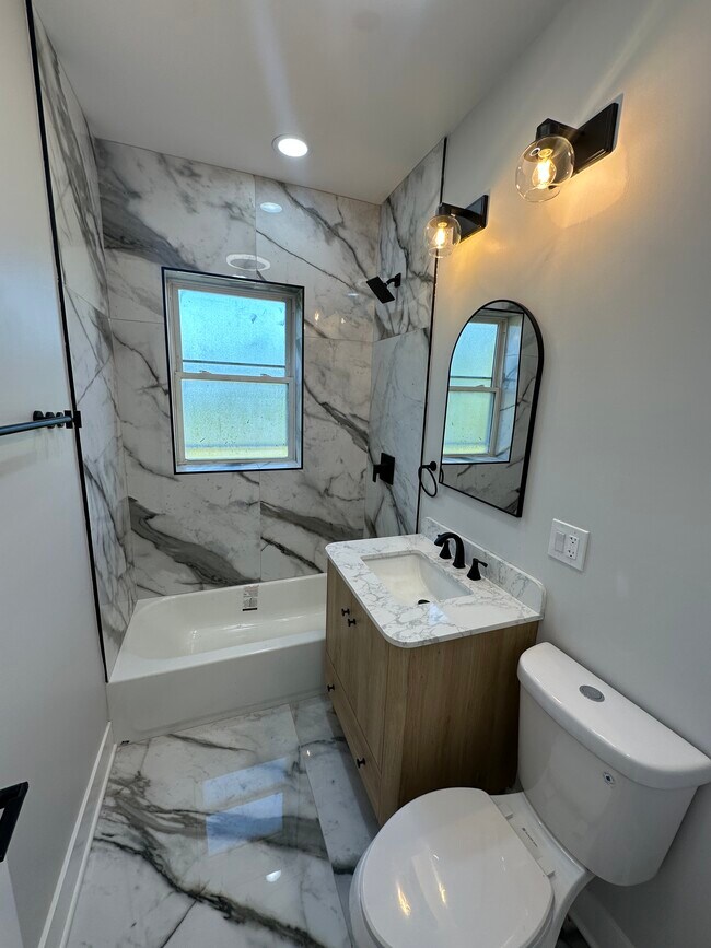 Foto del edificio - 7545 S Peoria St