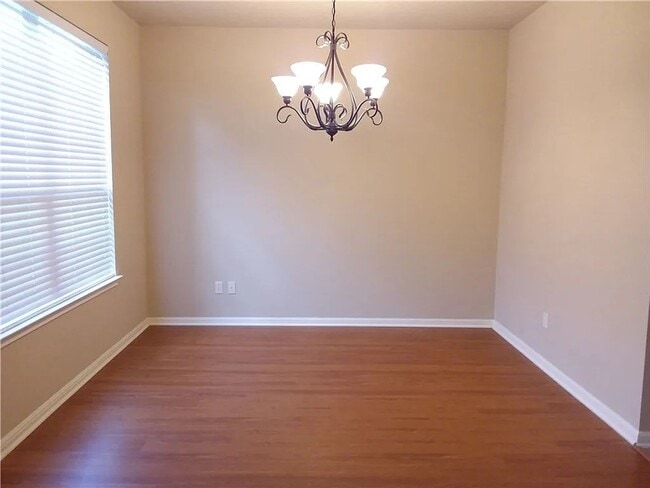 Foto del edificio - Lovely 4 Bed 2.5 Bath Home!