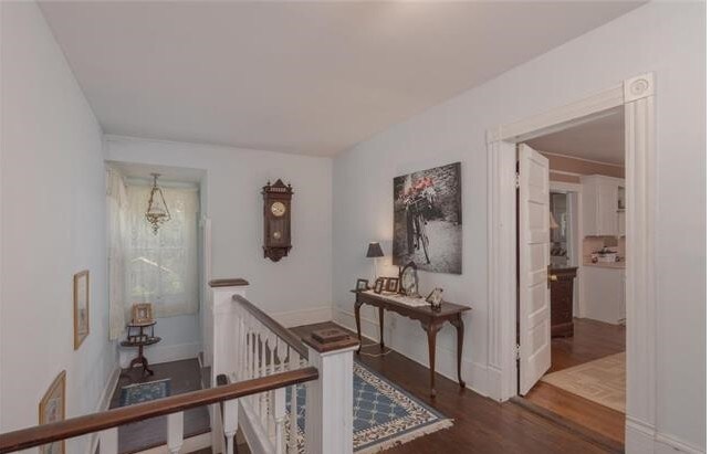 Interior Photo - 102 Terry Estate Dr