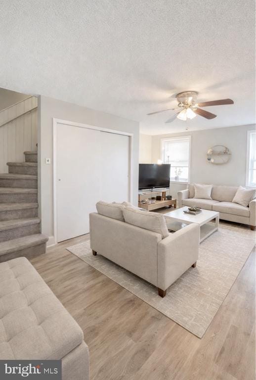 Building Photo - 125 Maple St