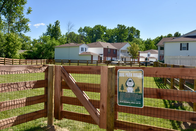 Building Photo - The Residences at Town Center