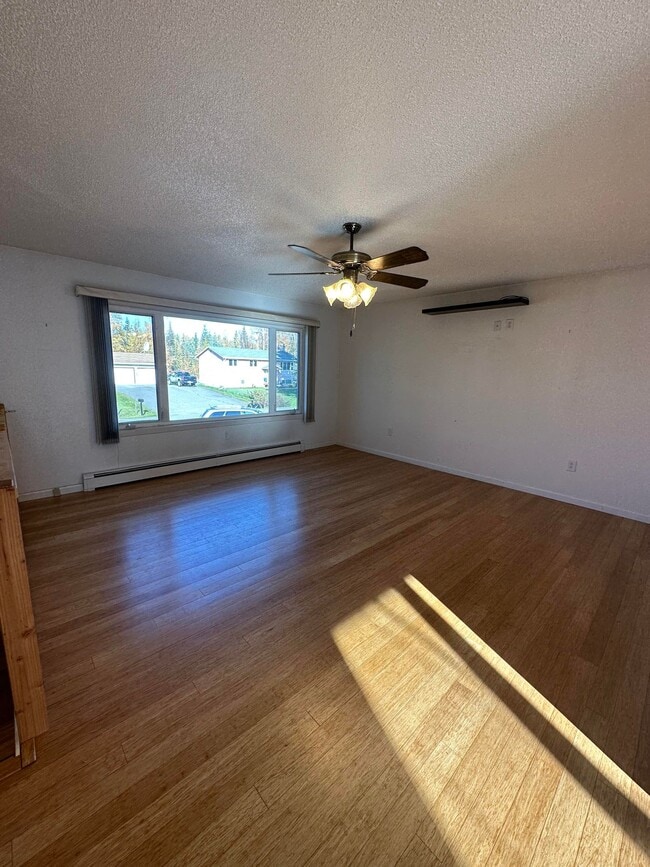 Building Photo - 2068 Bridgewater Dr