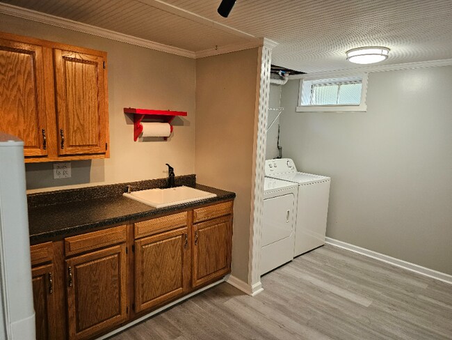 Building Photo - 5309 Lost Trail