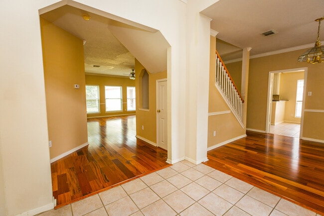 Building Photo - 15535 Downford Dr