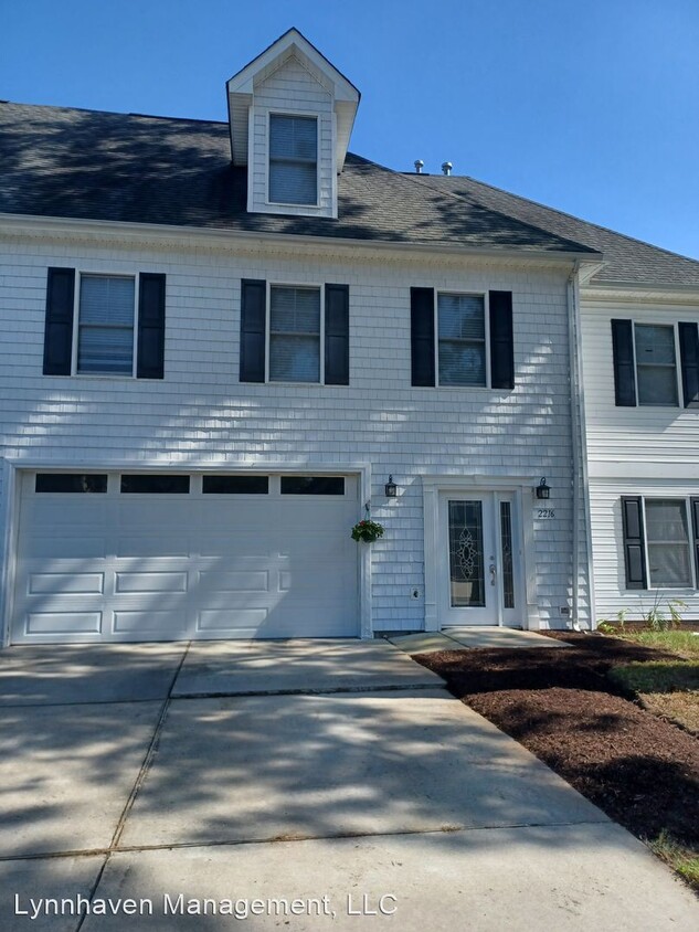 Primary Photo - 4 br, 3.5 bath House - 2216 W Berrie Cir