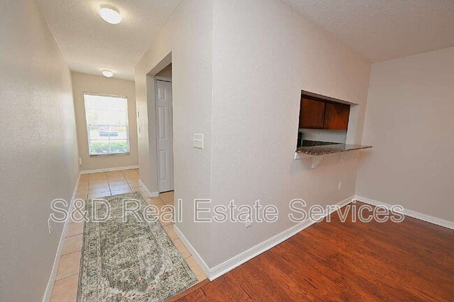 Building Photo - 5360 River Rock Rd