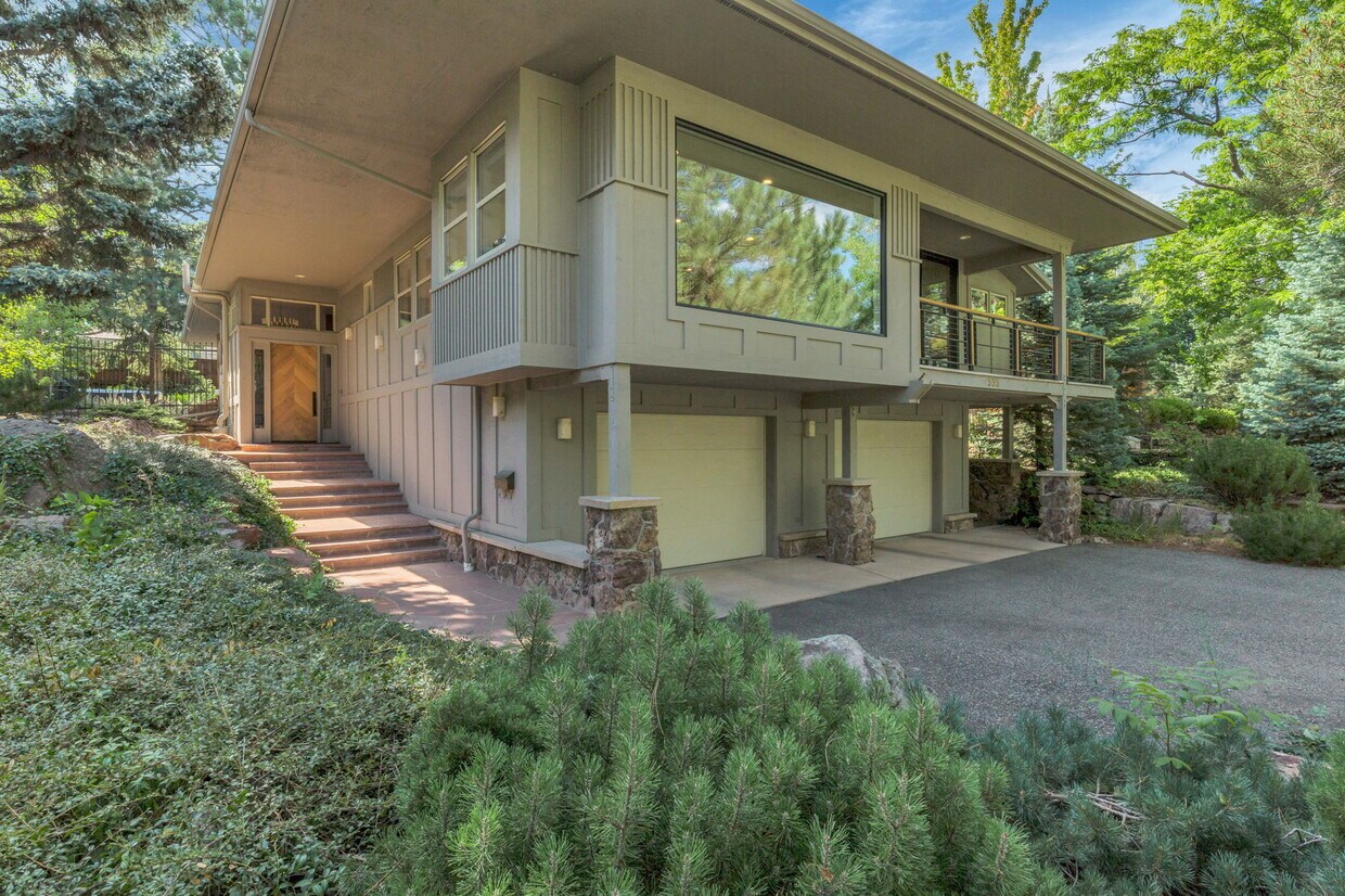 Foto principal - 555-513 13th St