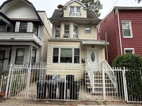 Building Photo - 80-66 88th Rd