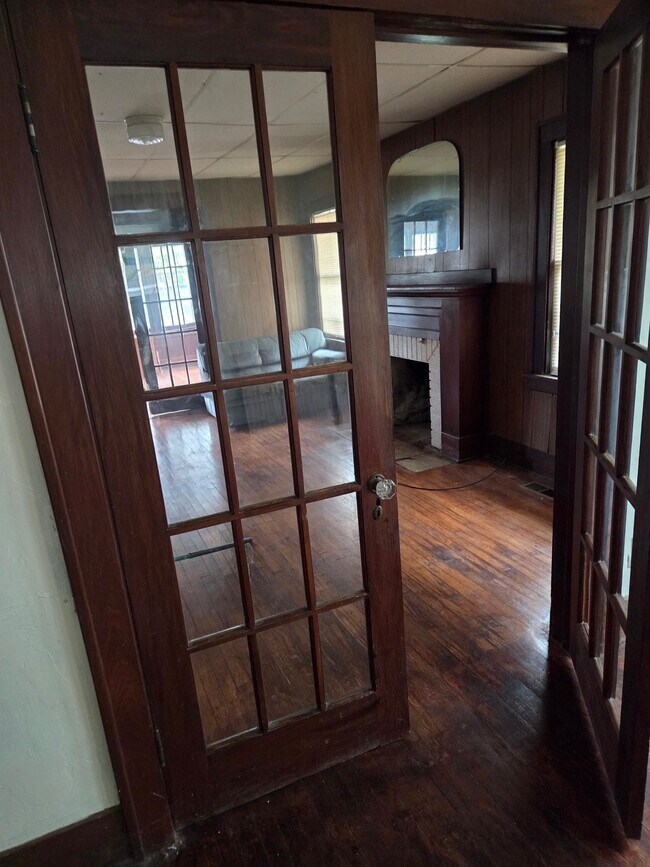 Building Photo - 219 N Martin Luther King Jr Blvd