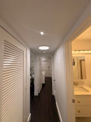 Foto del edificio - 601 SE 5th Ct