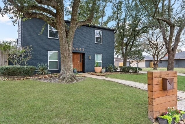 Front Exterior - 5885 Woodway Dr
