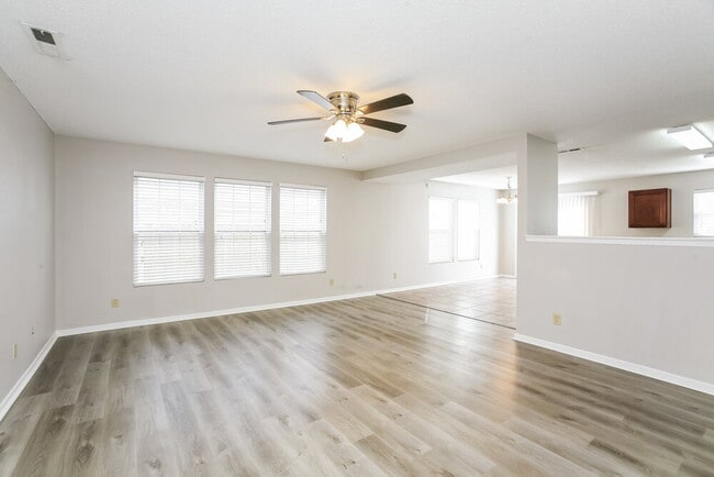 Building Photo - 10783 Timothy Ln
