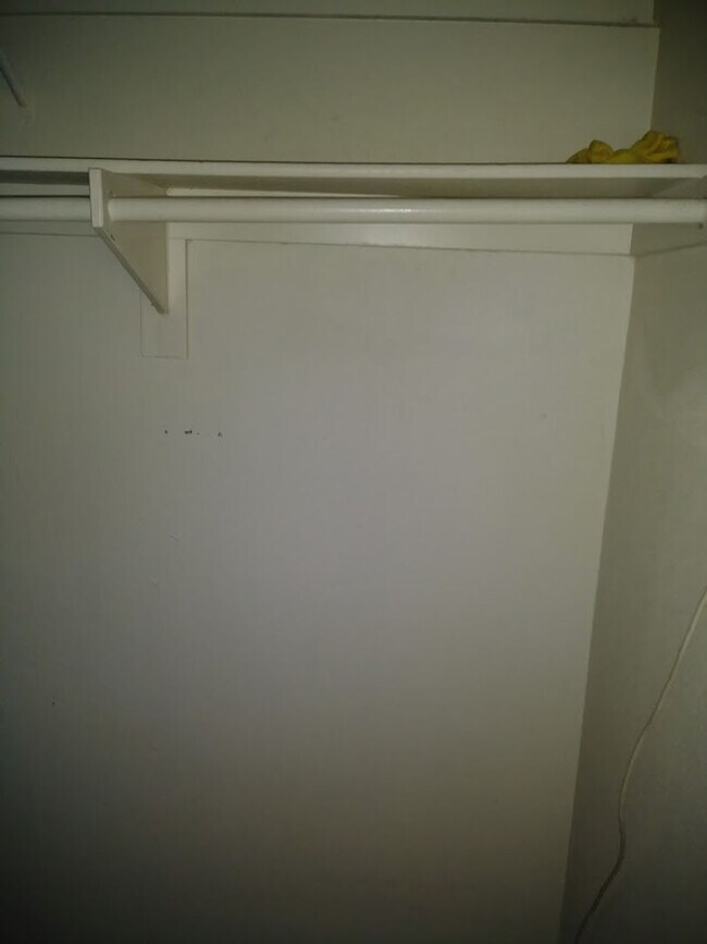 Foto del edificio - Spacious 2 Bedroom, 1.5 Bath Two-Story Townhome in Clairemont