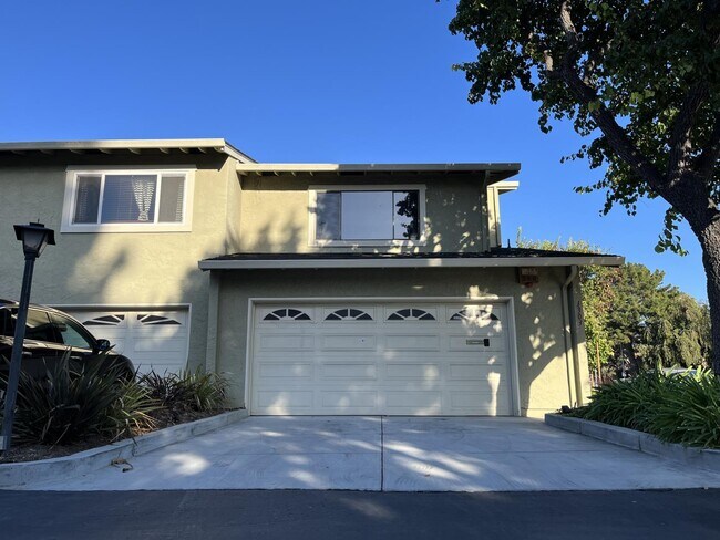 Foto del edificio - 1303 Sarita Way