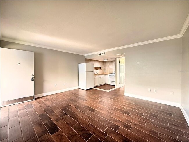 Building Photo - 133 Oyster Bay Cir