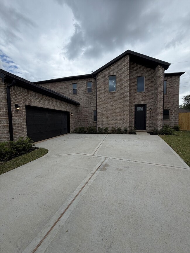Building Photo - 2623 Liguria Ln