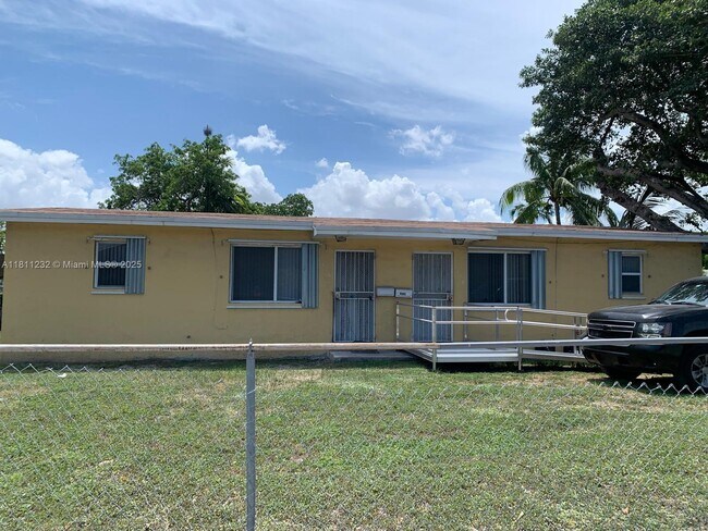 Building Photo - 7446 NW 17th Ave