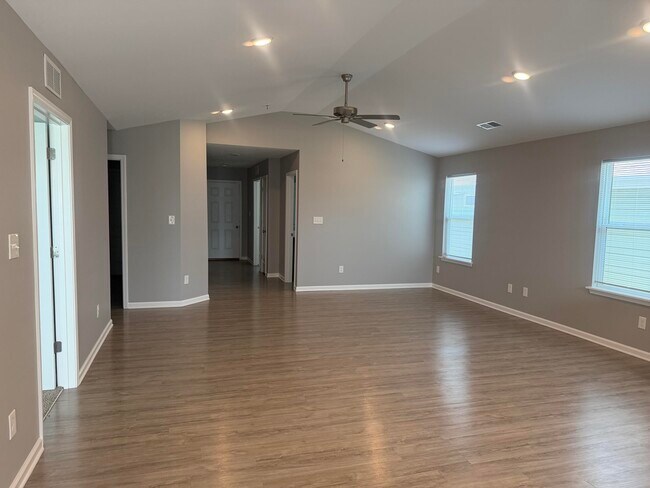 Foto del edificio - 2320 Tanksley Wy